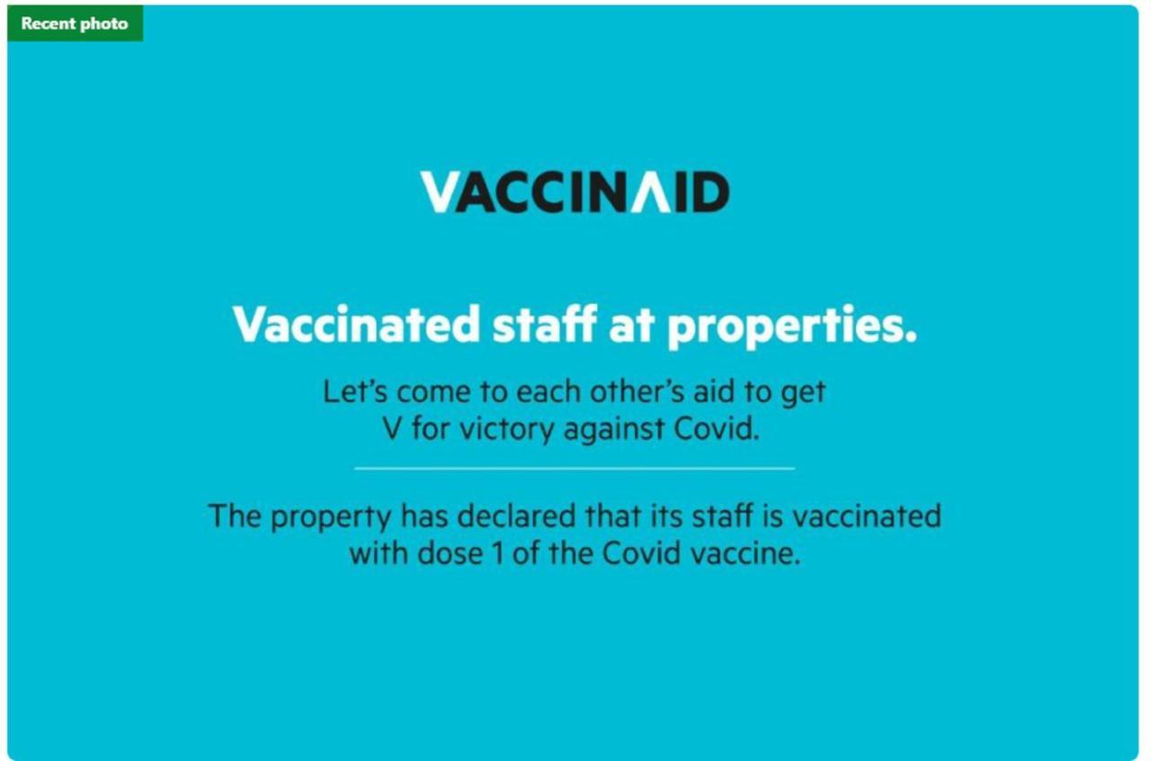 Vaccinated Staff - Oyo Flagship 2131 Hotel Binong Tangerang Exterior photo
